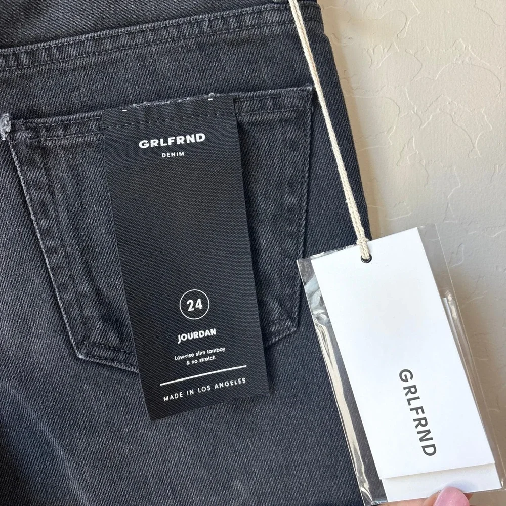 NWT GRLFRND Denim Shorts Jourdan‎ Tomboy Low Rise Denim Shorts Black Size 24